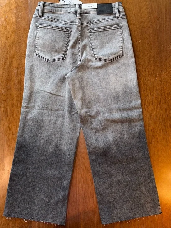 Judy Blue Gray Wide-Leg Crop Flare Jeans with Subtle ombré Fade - Picture 15 of 15